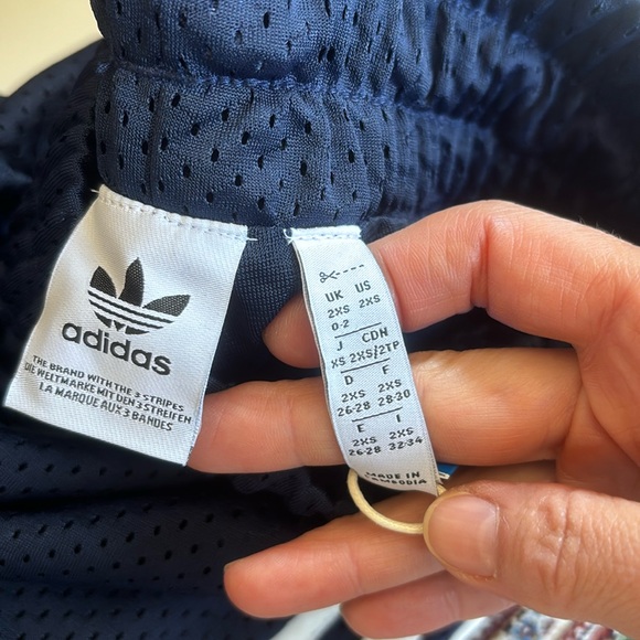 NWT Adidas mesh basketball shorts XXS - Picture 5 of 12